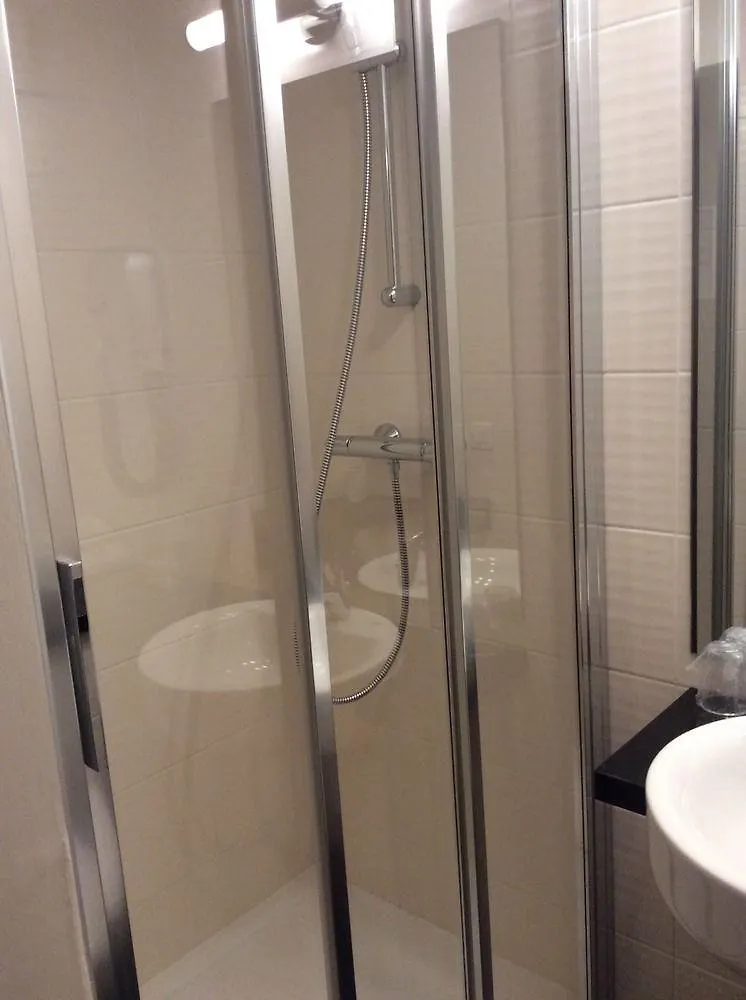 De Reims Hotel Paris